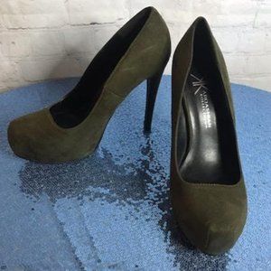 Kardashian Kollection Olive Green High Heels - Size 7 1/2